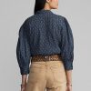 Bluză de damă albastră Ralph Lauren cu flori încrețite din voile de bumbac Bluză de damă albastră Ralph Lauren cu flori încrețite din voile de bumbac