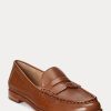 Mocasini maro Ralph Lauren Wynnie din piele lustruită de damă Mocasini maro Ralph Lauren Wynnie din piele lustruită de damă