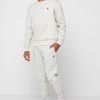 Pantaloni de trening Ralph Lauren Essential cu manșete gri pentru bărbați Pantaloni de trening Ralph Lauren Essential cu manșete gri pentru bărbați