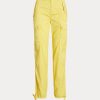 Pantaloni galbeni pentru femei Ralph Lauren, din sarg, cargo pe gleznă Pantaloni galbeni pentru femei Ralph Lauren, din sarg, cargo pe gleznă