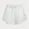 Pantaloni scurți albi din jerseu Ripstop pentru femei Ralph Lauren stratificati cu șnur Pantaloni scurți albi din jerseu Ripstop pentru femei Ralph Lauren stratificati cu șnur
