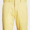 Pantaloni scurți din twill elastic pentru bărbați, de culoare galbenă, Ralph Lauren Pantaloni scurți din twill elastic pentru bărbați, de culoare galbenă, Ralph Lauren
