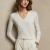 Pulovere cu mânecă lungă și decolteu în V din lână Ralph Lauren pentru femei crem Pulovere cu mânecă lungă și decolteu în V din lână Ralph Lauren pentru femei crem