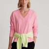 Pulovere de damă roz Ralph Lauren din jerseu cu decolteu în V Pulovere de damă roz Ralph Lauren din jerseu cu decolteu în V