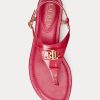 Sandale fucsia pentru femei Ralph Lauren Ellington din piele cu relief Sandale fucsia pentru femei Ralph Lauren Ellington din piele cu relief