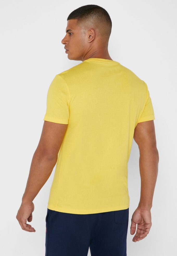 Tricouri galbene pentru bărbați, Ralph Lauren, cu logo-ul pieptului, cu gâtul rotund Tricouri galbene pentru bărbați, Ralph Lauren, cu logo-ul pieptului, cu gâtul rotund