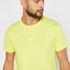Tricouri galbene pentru bărbați Ralph Lauren Essential cu gât crew Tricouri galbene pentru bărbați Ralph Lauren Essential cu gât crew