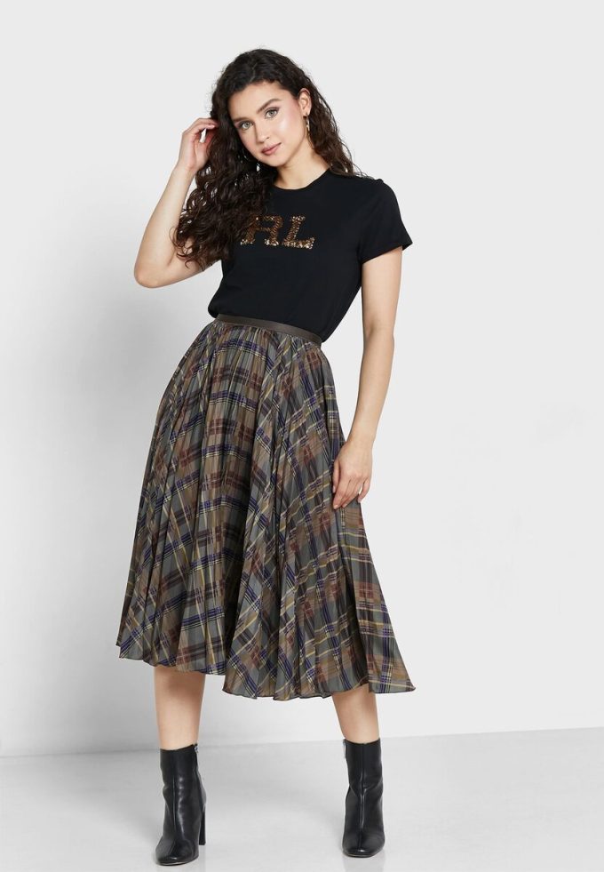 Tricouri negre Ralph Lauren cu logo-ul cu gât rotund pentru femei Tricouri negre Ralph Lauren cu logo-ul cu gât rotund pentru femei
