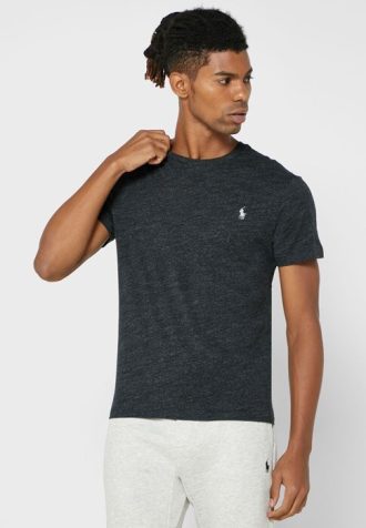 Tricouri negre Ralph Lauren pentru bărbați cu logo-ul pieptului cu decolteu triplu Tricouri negre Ralph Lauren pentru bărbați cu logo-ul pieptului cu decolteu triplu