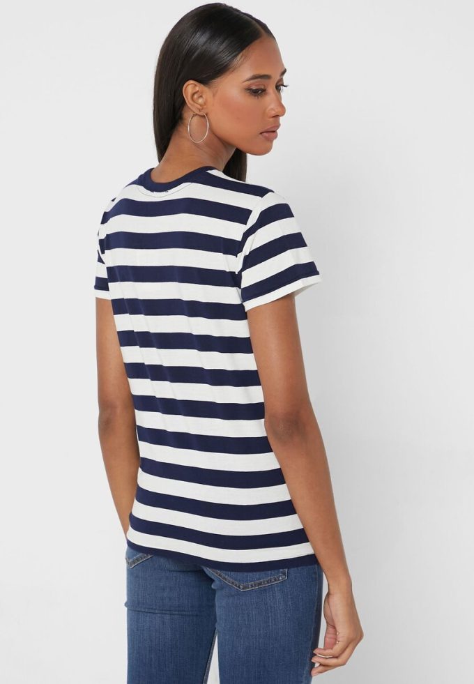 Tricouri pentru femei Ralph Lauren, cu dungi cu gât crew, bleumarin Tricouri pentru femei Ralph Lauren, cu dungi cu gât crew, bleumarin