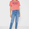 Tricouri roșii cu logo Ralph Lauren pentru femei Tricouri roșii cu logo Ralph Lauren pentru femei